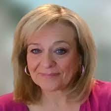 Maureen Menton's Instagram, Twitter & Facebook