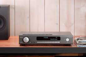 Best Integrated Amplifiers For 2021 Integrated Amplifier Amplifier Stereo System