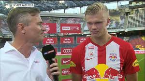 Haaland freundin / erling haaland (bvb): Sky Sport Austria Nach Dreierpack Erling Haaland Bleibt Seiner Freundin Treu Facebook