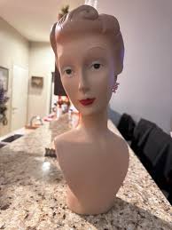 Nice earrings I found a pair !