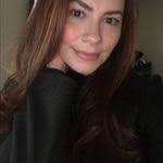 Ashley Pflug's Instagram, Twitter & Facebook