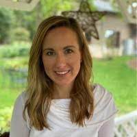 Kristin Thelen's Instagram, Twitter & Facebook