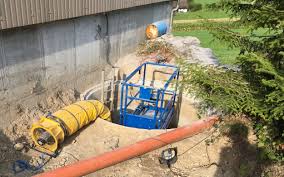 Um den fußbodenaufbau vor aufsteigender feuchte zu schützen, wird eine abdichtung auf der bodenplatte eingebaut. Abdichtung Wassertank