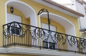 Pin By Manzoor Hussaon On Exterior Design Balcony Railing Design Balcony Grill Design Balcony Design