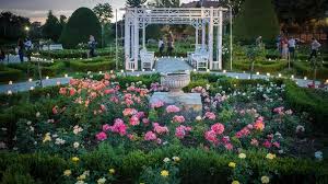 Creative home & garden projects to make yourself. Romania S City Of Roses Is Home To The Most Beautiful Garden Ever