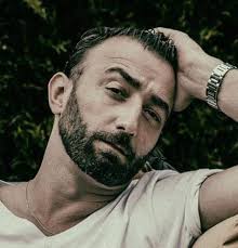 Gregory FERRER (Valentino)