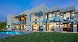 Rihanna S Beverly Hills Residence Is Now Owned By John Legend Chrissy Teigen Rihanna House Beverly Hills Houses Celebrity Houses