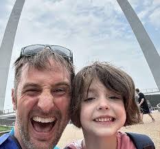 Malik Saunders's Instagram, Twitter & Facebook