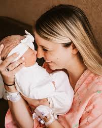 Introducing my little angel, Lily Belle Hampton 💕 We are so obsessed and  Jade has been such an amazing helpful big sis already. I'm doing super  duper well and am just grateful