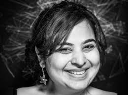 209. Life in an Attention Economy (with Mark Bergen & Padmini Ray Murray)