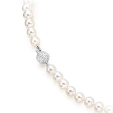 You measure your neck and it comes to 14 inches. Measuring And Choosing A Pearl Siz