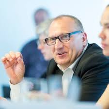 After 30 wonderful years in Intel and the IT world, I've decided to follow  my passion and embark