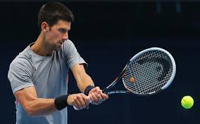 Pri rezultatu 5:5 i 0:30 u servis gemu tokom kog je servirao novak đoković, srpski teniser se okliznuo i pao. Novak Djokovic Hd Wallpapers