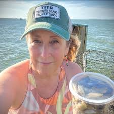 Mary Overman's Instagram, Twitter & Facebook