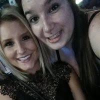 Danielle Hedger (holacaliii)