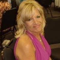 Beth Boudreau's Instagram, Twitter & Facebook