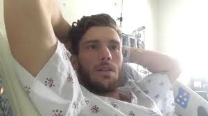 Vegas performer defies gravity