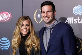 Minnesota vikings quarterback christian ponder and samantha, his wife and popular espn sideline reporter, didn't samantha's description her wedding day last december in picturesque hudson, wis. Sam Ponder Why Husband Being In Nfl Will Help Espn S Coverage