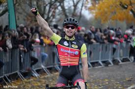Accueil, triathlon, vsftriathlon, la ferte bernard triathlon, , sarthe triathlon, modifié le : La Ferte Bernard Championnat De La Sarthe De Cyclo Cross Dimanche 24 Novembre Victoire De Pierre Samoyau Cs Flechois
