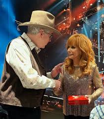 images?q=tbn:ANd9GcRAcNBpHnrEUZS99k35F8K