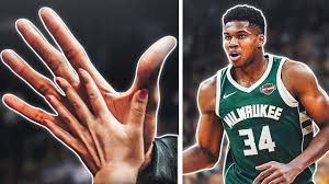 Select from premium giannis antetokounmpo of the browse 27,491 giannis antetokounmpo stock photos and images available, or start a new search to explore more stock photos and images. Top 10 Biggest Hands In The Nba Youtube