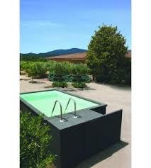 Conteneur Piscine Mobile Toute La Machinerie Sera Placee Dans Le Local Technique
