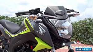 The hornet 2.0 is powered by 184.4cc bs6 engine which develops a power of 17.03 bhp and a torque of 16.1 nm. Used 2017 Model Honda Cb Hornet 160r For Sale In Hyderabad Id 202776 Green Colour Bikes4sale