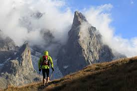 Graduates may attend with two guests and wristbands are required for entry. Utmb 2021 Findet Statt Xc Run De Trailrunning