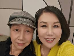 Yuen Qiu and Candy Wen Xue-Er in the Entertainment Industry