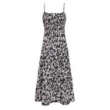 Maybe you would like to learn more about one of these? The Most Stylish Ways To Wear Black And White