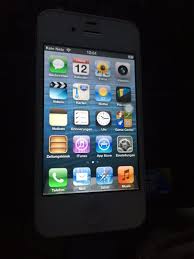 Los usuarios de dispositivos «antiguos», en concreto el iphone 3gs, iphone 4 e ipod touch 4g, están de enhorabuena, ya que podrán hacer el jailbreak de ios . Apple Is Signing Old Ios 6 3 1 For Iphone 4s And Ipad2 All About Icloud And Ios Bug Hunting