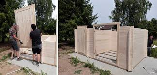Gartenhaus Eine Aufbaugeschichte In Bildern In 2020 Gartenhaus Gartenhaus Mit Veranda Gartenhaus Bauen