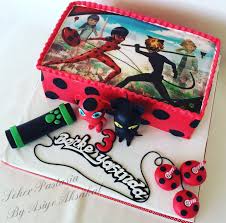 Berke Ladybug E Cat Noir Cake Mucize Ugur Bocegi Ve Karakedi Pastasi Ugur Bocegi Pasta Dogum Gunu Dogumgunu Pastalari