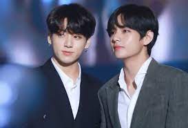 Find funny gifs, cute gifs, reaction gifs and more. Bts V S Vlive Becomes The Fastest Vlive To Reach 200m Allkpop