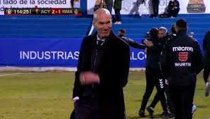 De cara al duelo, zinedine el alcoyano, por su parte, tiene su famosa 'moral' intacta para intentar dar la campanada ante un real. Wdmutmed7j G3m