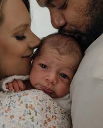 POV: Walking into the beginning of celebrating your forever with all of  your loved ones. Simple decor touches make all the difference. Wedding  signage can be simple, elegant and beautiful! Venue: @kualoaranchweddings
