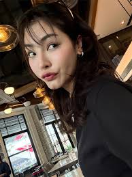 Just normally click pictures But still handsome 😍😍😍😍🌻🌻🌻😘😘🙏🏻 My  Fire 🔥