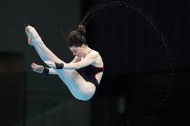Andrea spendolini sirieix (born 11 september 2004) is a diver who competes internationally for great britain. Spendolini Sirieix Soars On World Cup Day Five Diving News British Swimming