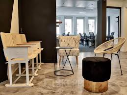 Location De Bureau A Paris 7 Rue De Chartres Skepp En 2020 Bureau Amenagement Bureau Bureau Lumineux