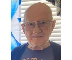 Elaine Altman's Instagram, Twitter & Facebook