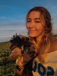 Vicky Bournival (@vicky_bournival) • Instagram photos and videos