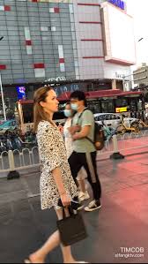 Peeping Chinese Amateur Upskirt Reveal