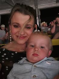 Merry Christmas ♥️🎄 we are counting our blessings this year very thankful  for love, health, huge families that support all of our life decisions  couldn't be more grateful to have each and