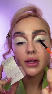 Creepy Makeup Storytime with Full Glam by Heidi Wong