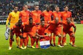 Sportive du football en direct, les résultats, les classements, les transferts de foot et les infos sur l'équipe de france de football Foot La France Defie Une Belle Bande De Bataves