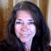 Sandi Larsen's Instagram, Twitter & Facebook