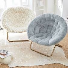 Pin By Fiorella Richeri On Home Sweet Dream Home In 2020 Comfy Chairs Furniture Bedroom Chair