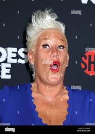 Anne burrell hi-res stock photography and images
