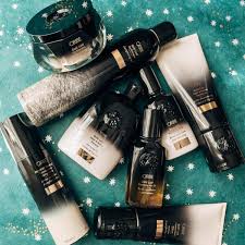 Taking Care Of Your Hair In A City Like New York Can Be A Challenge In Many Ways One Of The Top Hair Experts In Ny Oribe Cool Hairstyles Oribe