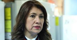 ¿Cuándo se presentará la exministra de Salud, Alba Consuelo Flores?